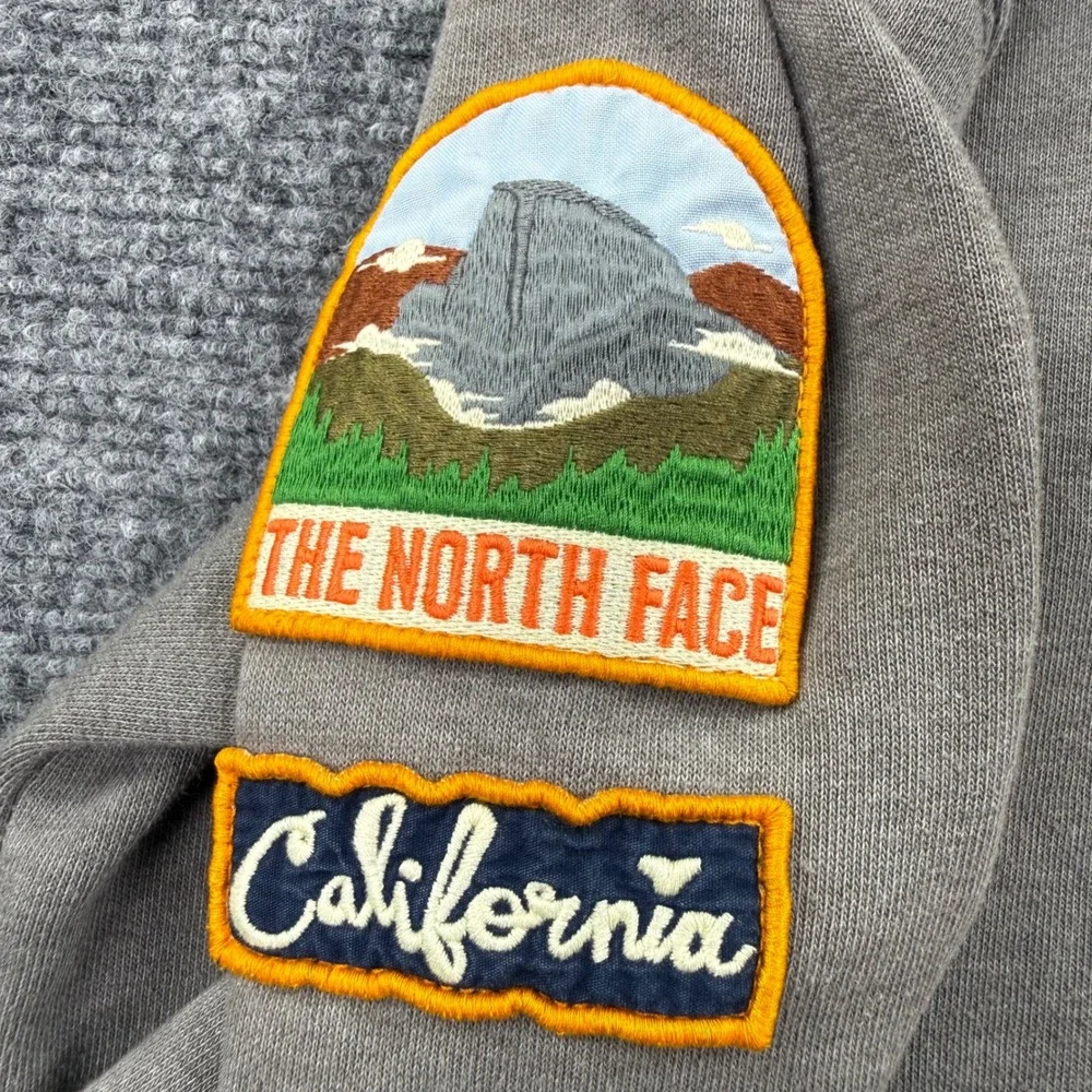The North Face Novelty Patch Hoodie Small Gray Multi Patch Graphic Pullover Mens